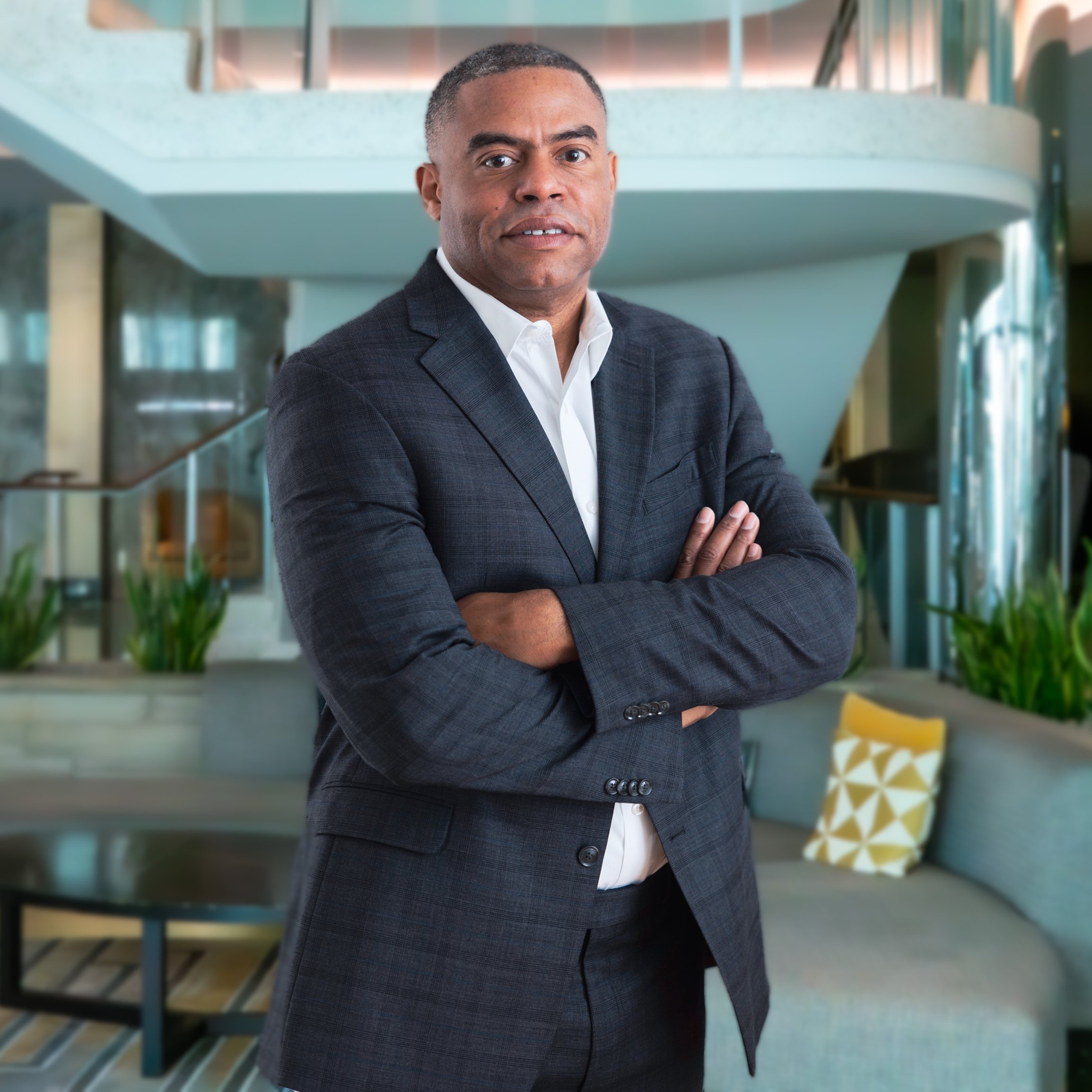 Jose-CASTILLO-Headshot-H2309-W2309